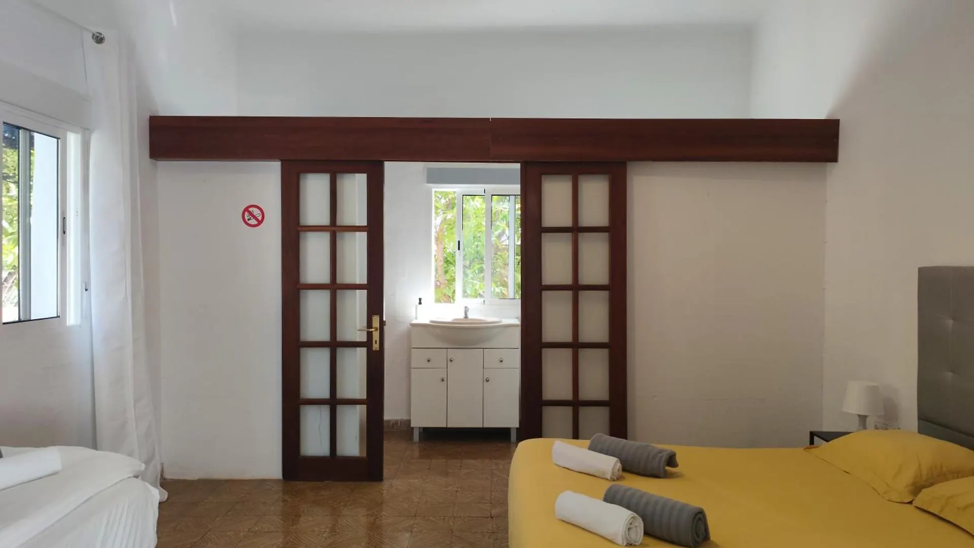 Hostel La Casita Vega de San Mateo 0*,  Španělsko
